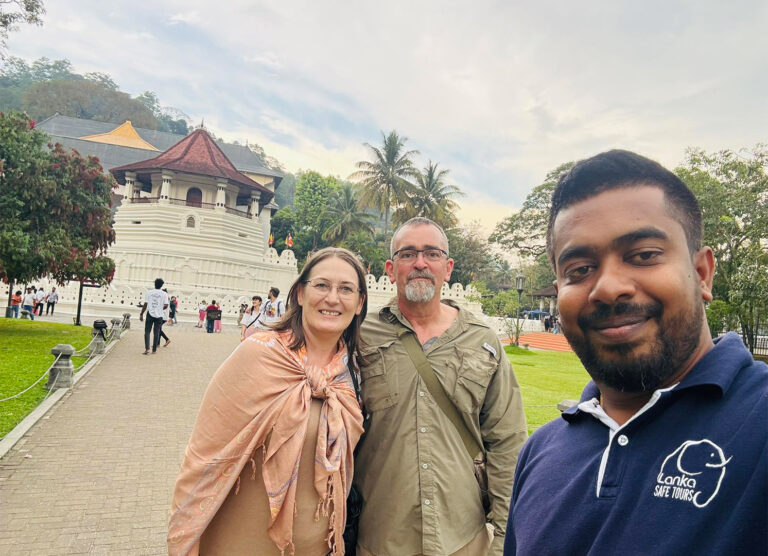 Kandy City Tour by Lanka Safe Tours