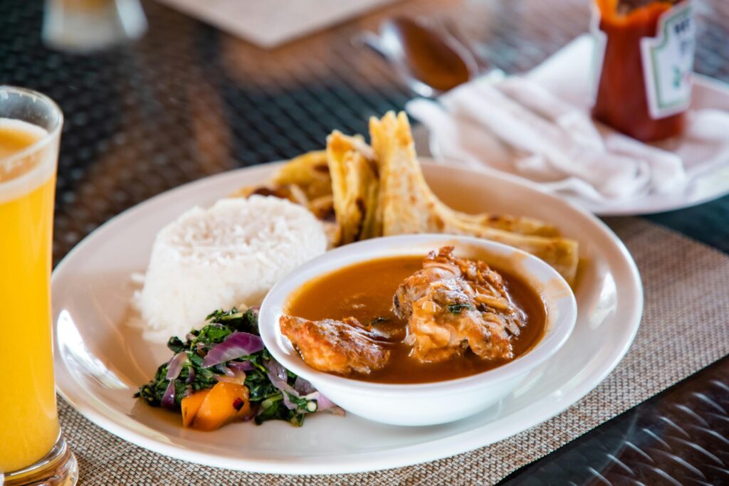 8 Famous Sri Lankan Foods You Must Try Before You Leave